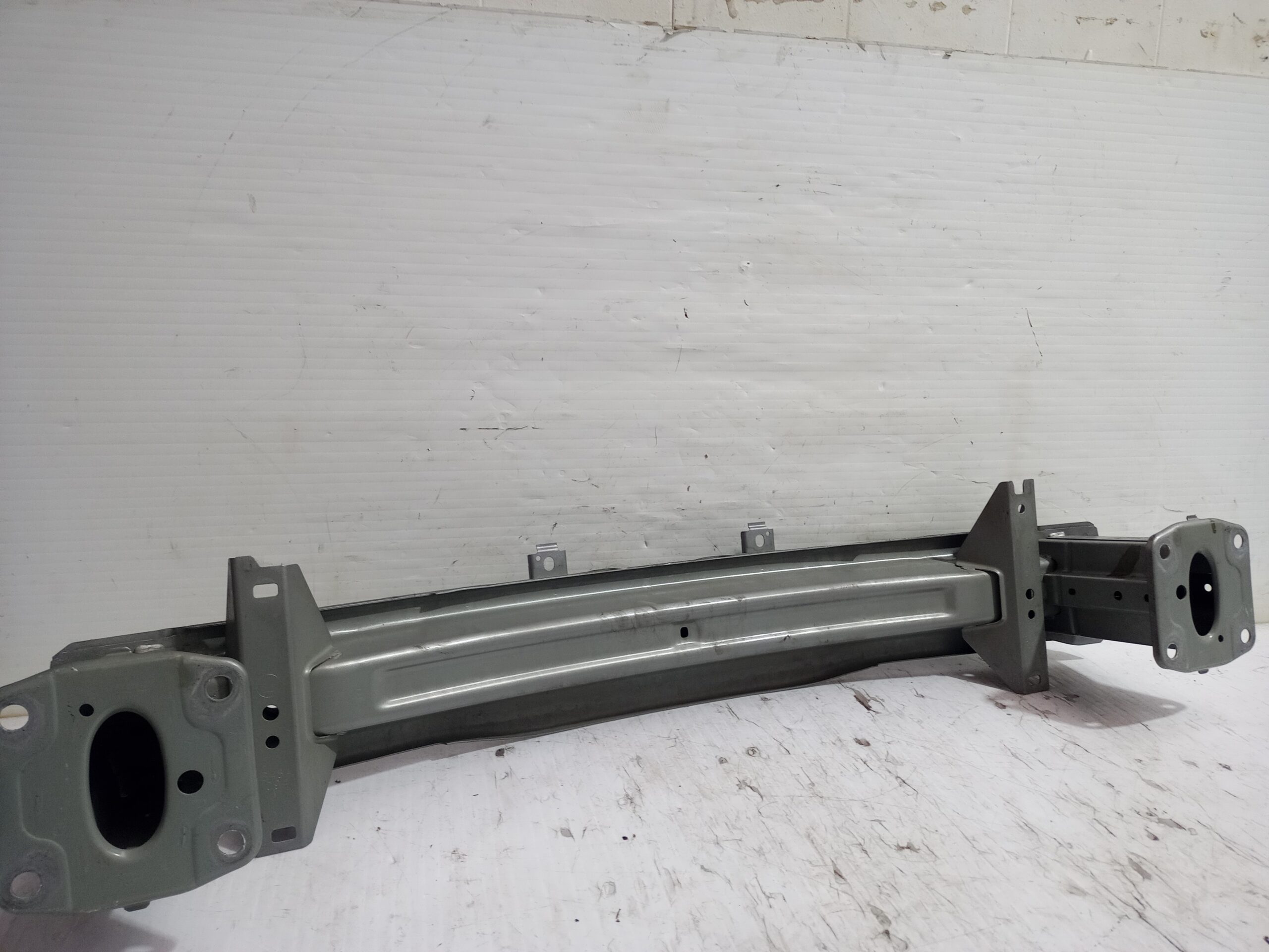 refuerzo_paragolpes_delantero_b45a50070a_mazda_3_lim_center_line