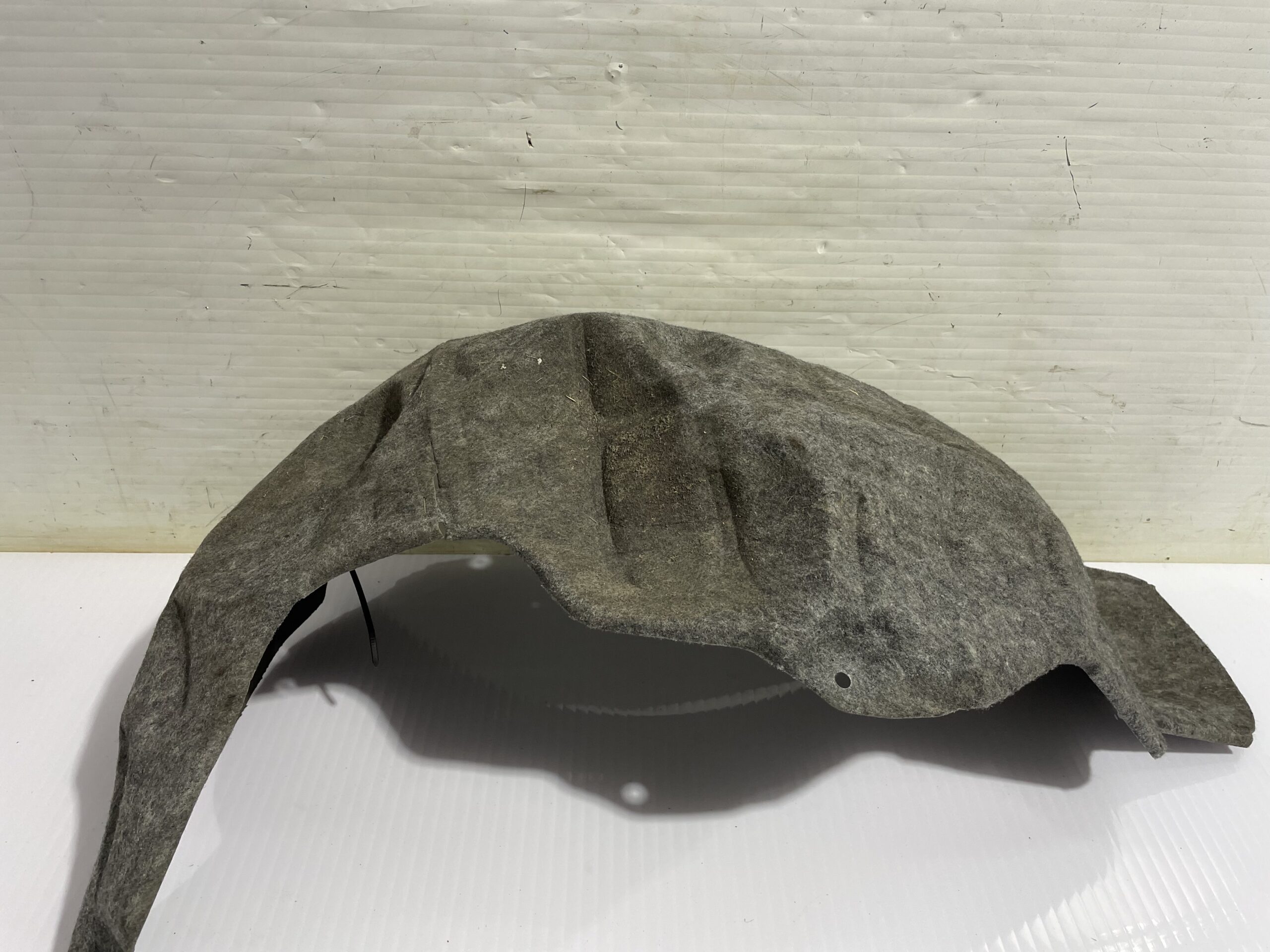 paso_rueda_trasero_derecho_b45a561h1_mazda_3_lim_center_line