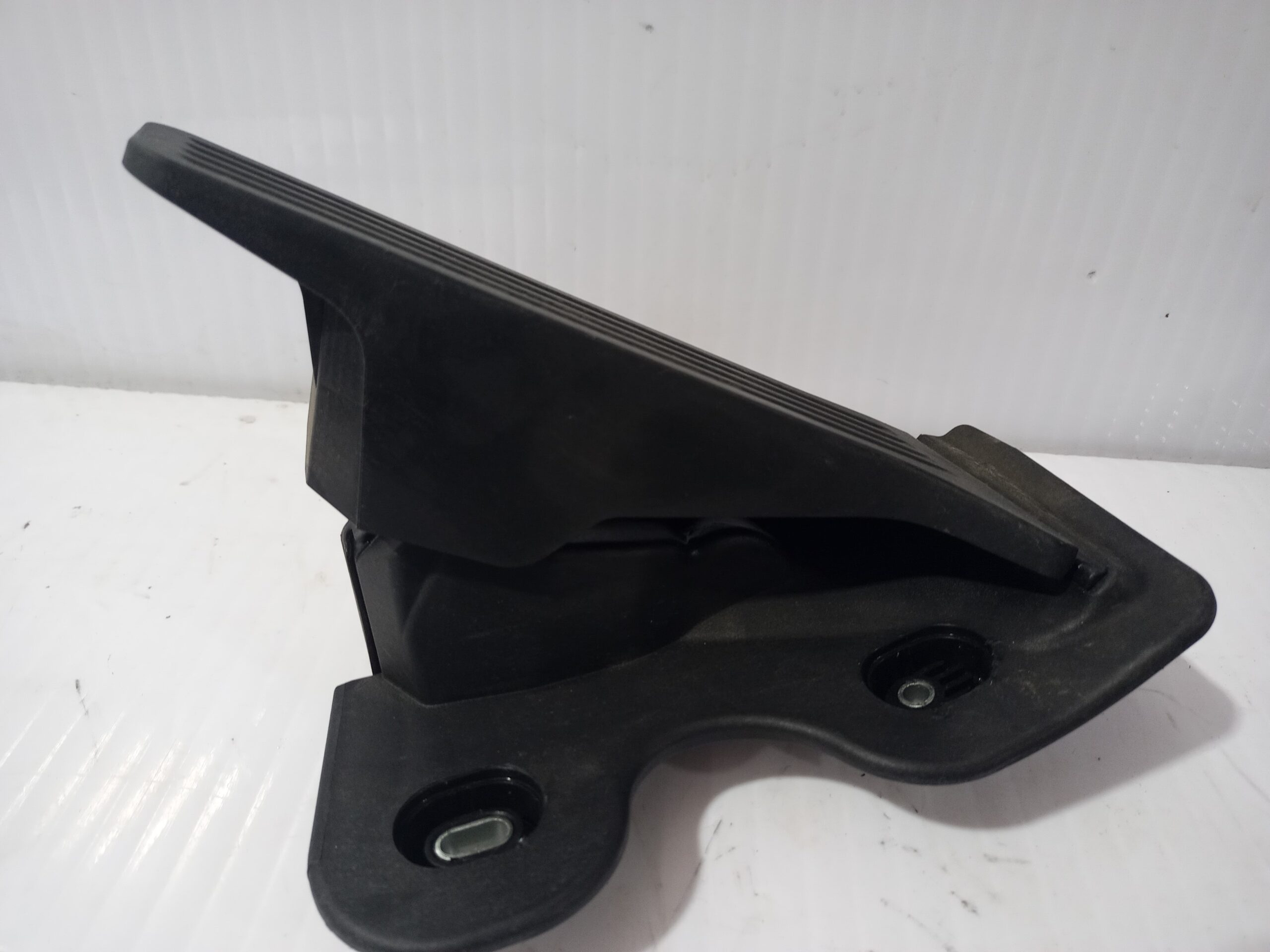 pedal_acelerador_ghp941600c_mazda_3_lim_center_line