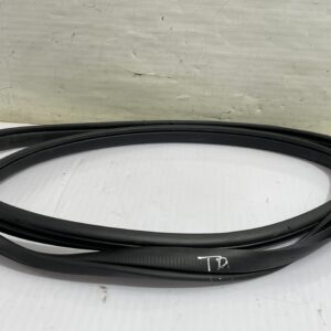 goma_contorno_bhn968913a_mazda_3_lim_center_line