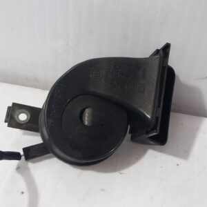 claxon_e911004095_mazda_3_lim_center_line