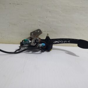 pedal_embrague_8200853424_renault_scenic_ii_grand_confort_dynamique