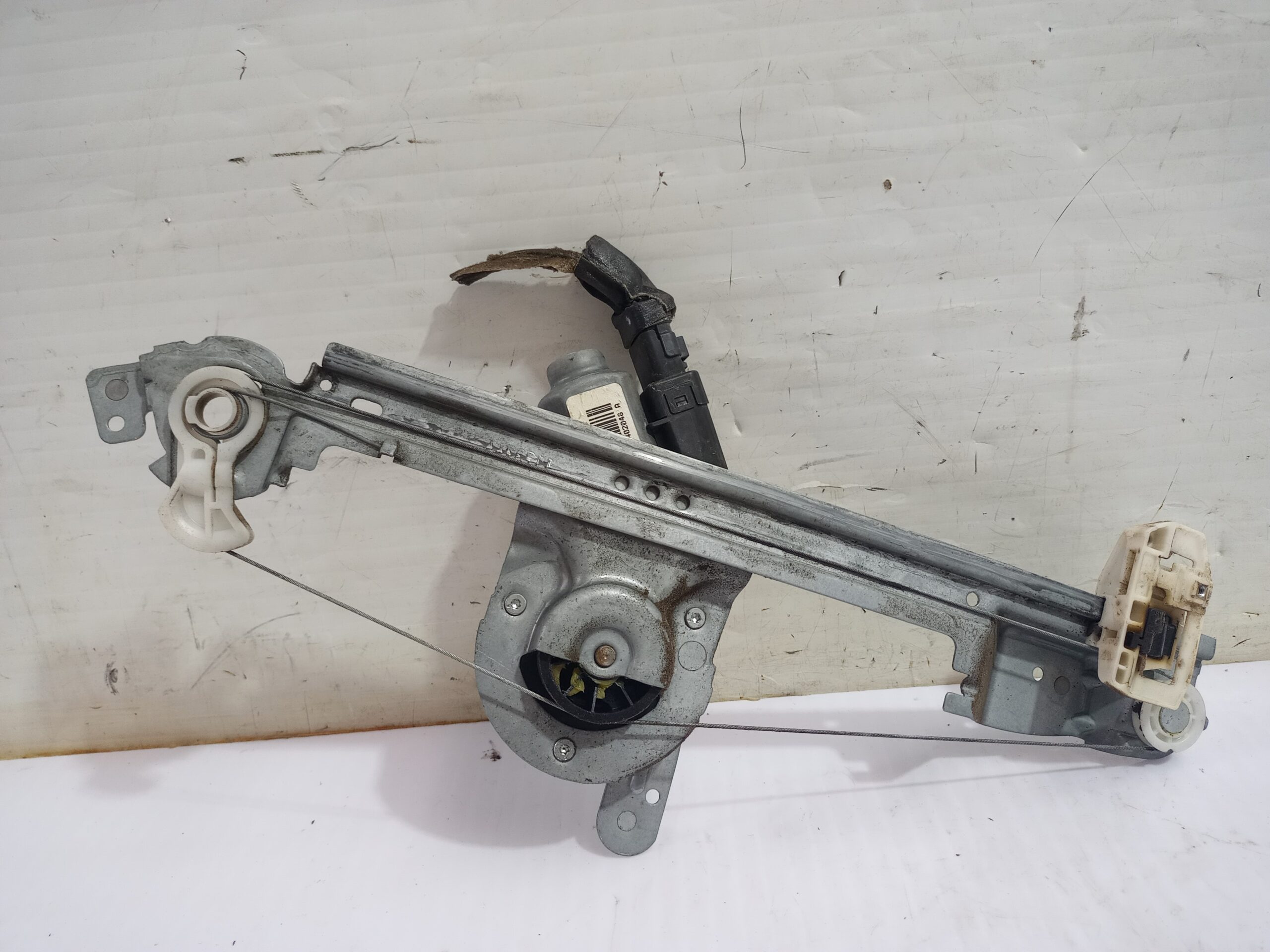 elevalunas_trasero_derecho_8201010934_renault_scenic_ii_grand_confort_dynamique