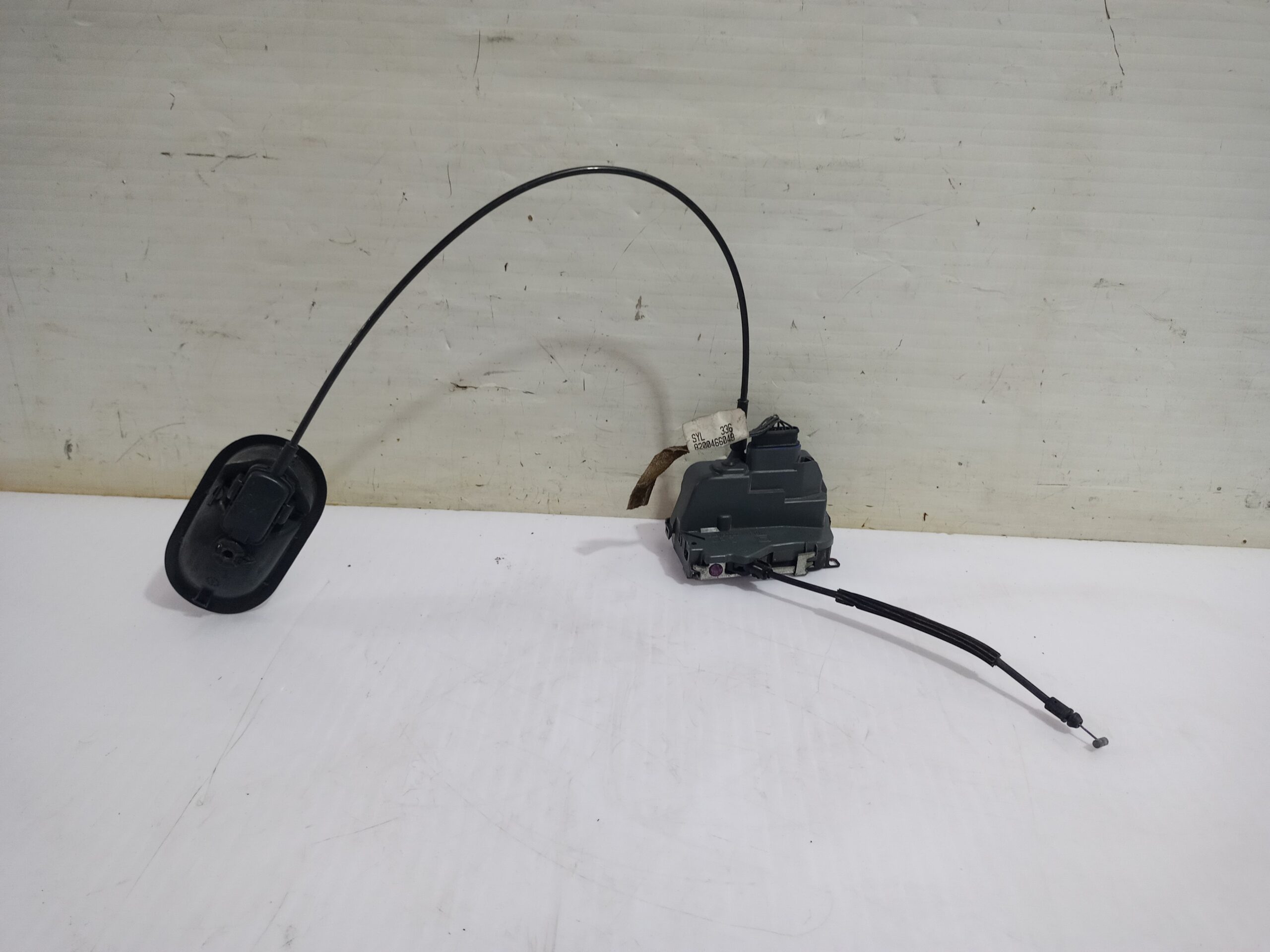 cerradura_puerta_trasera_izquierda_8200119330_renault_scenic_ii_grand_confort_dynamique