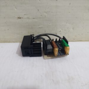 caja_reles_fusibles_9656984480_peugeot_207_confort