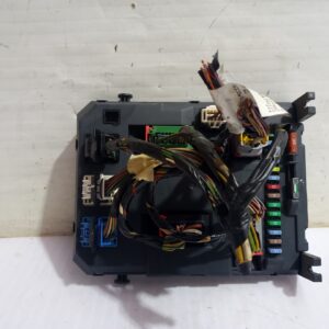 caja_reles_fusibles_22661f01_peugeot_207_confort