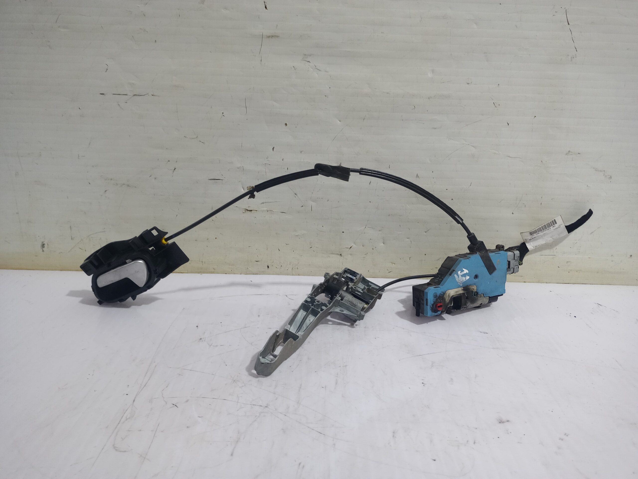 cerradura_puerta_trasera_izquierda_9137f9_peugeot_207_confort