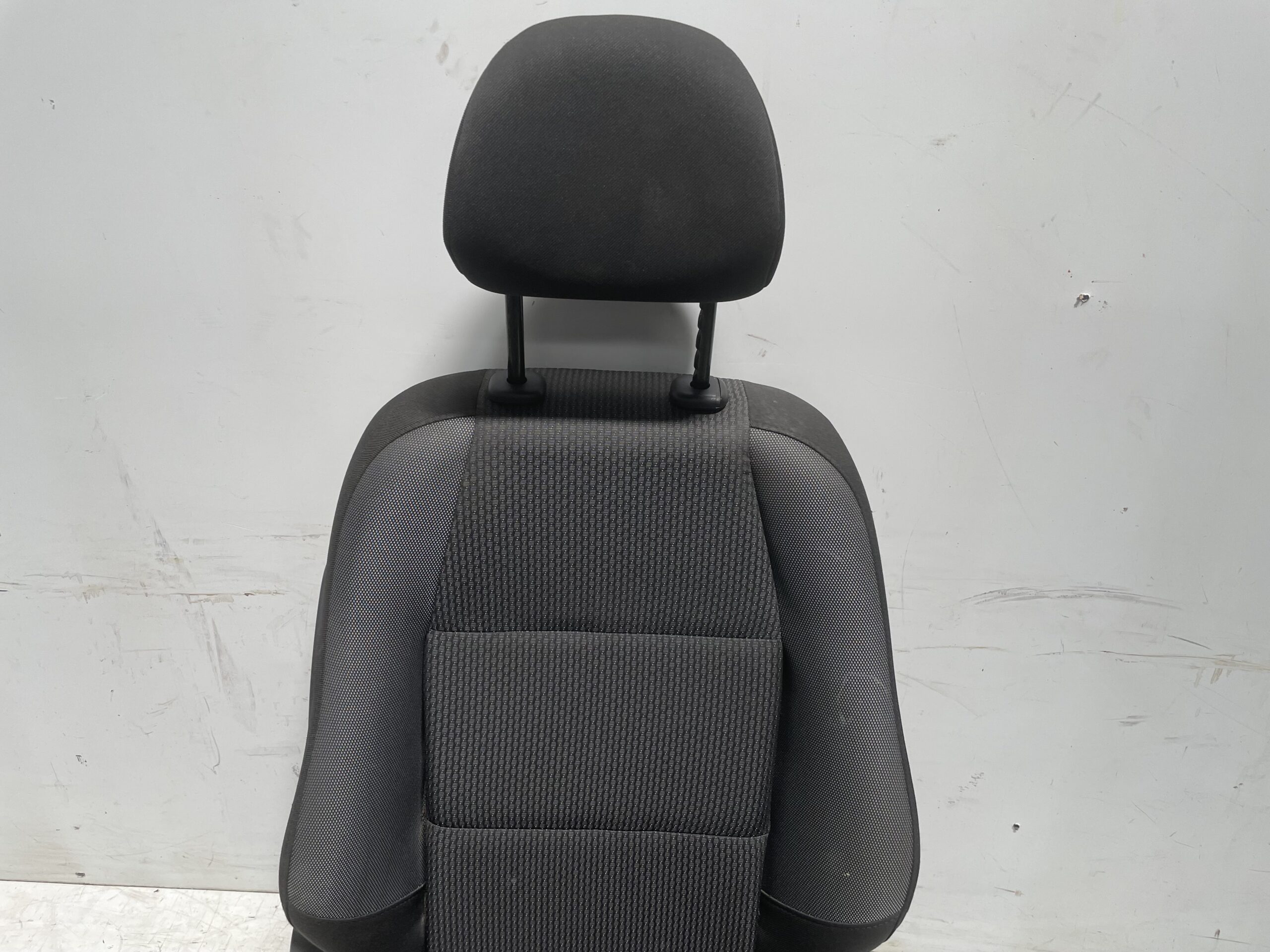 asiento_delantero_derecho_8845ql_peugeot_207_confort