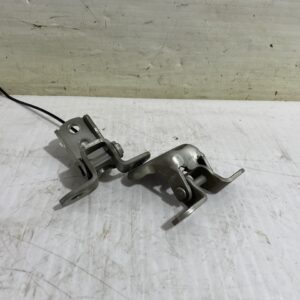 bisagras_6872012151_toyota_prius_nhw20_basis