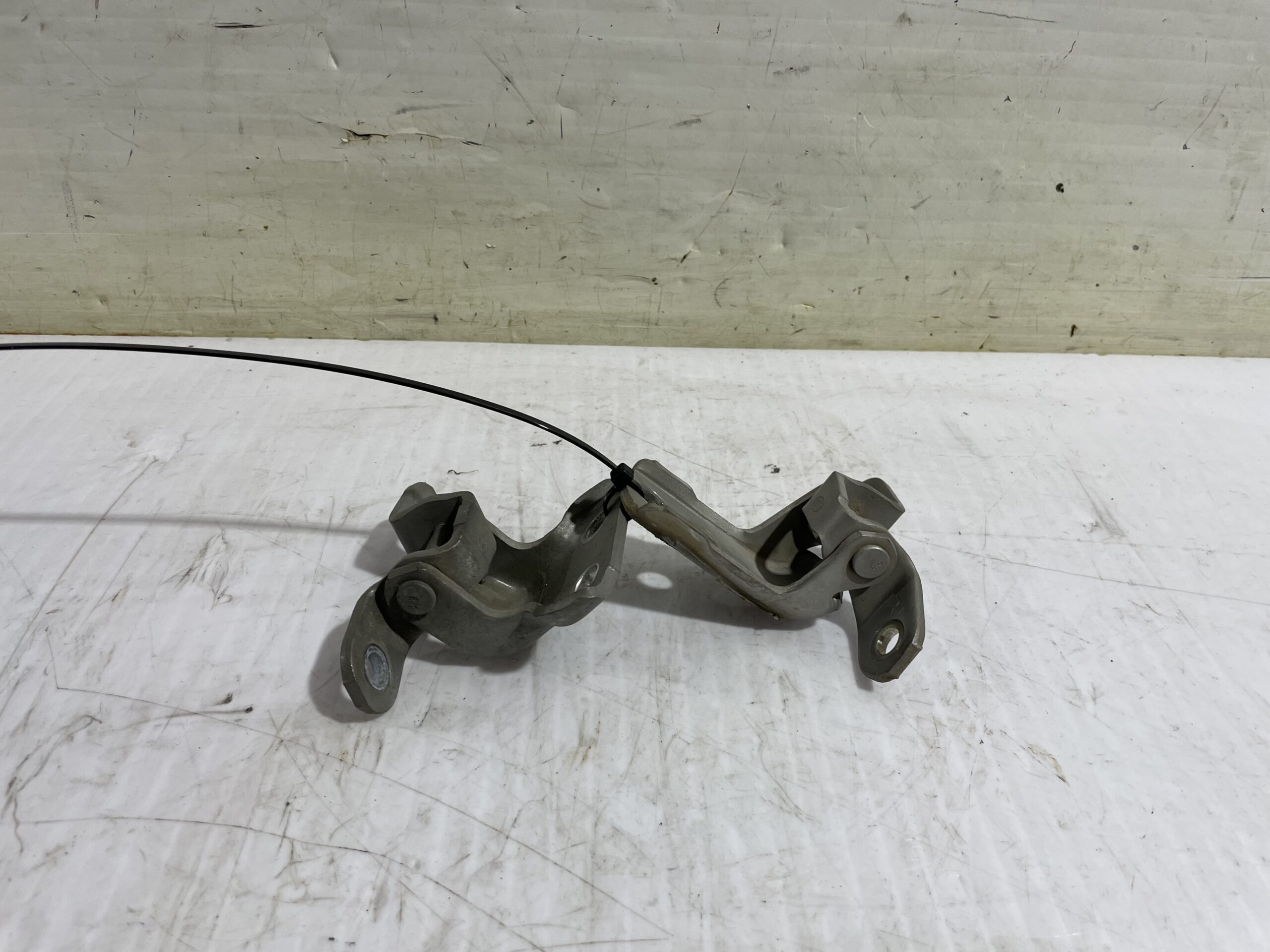 bisagras_6871012151_toyota_prius_nhw20_basis