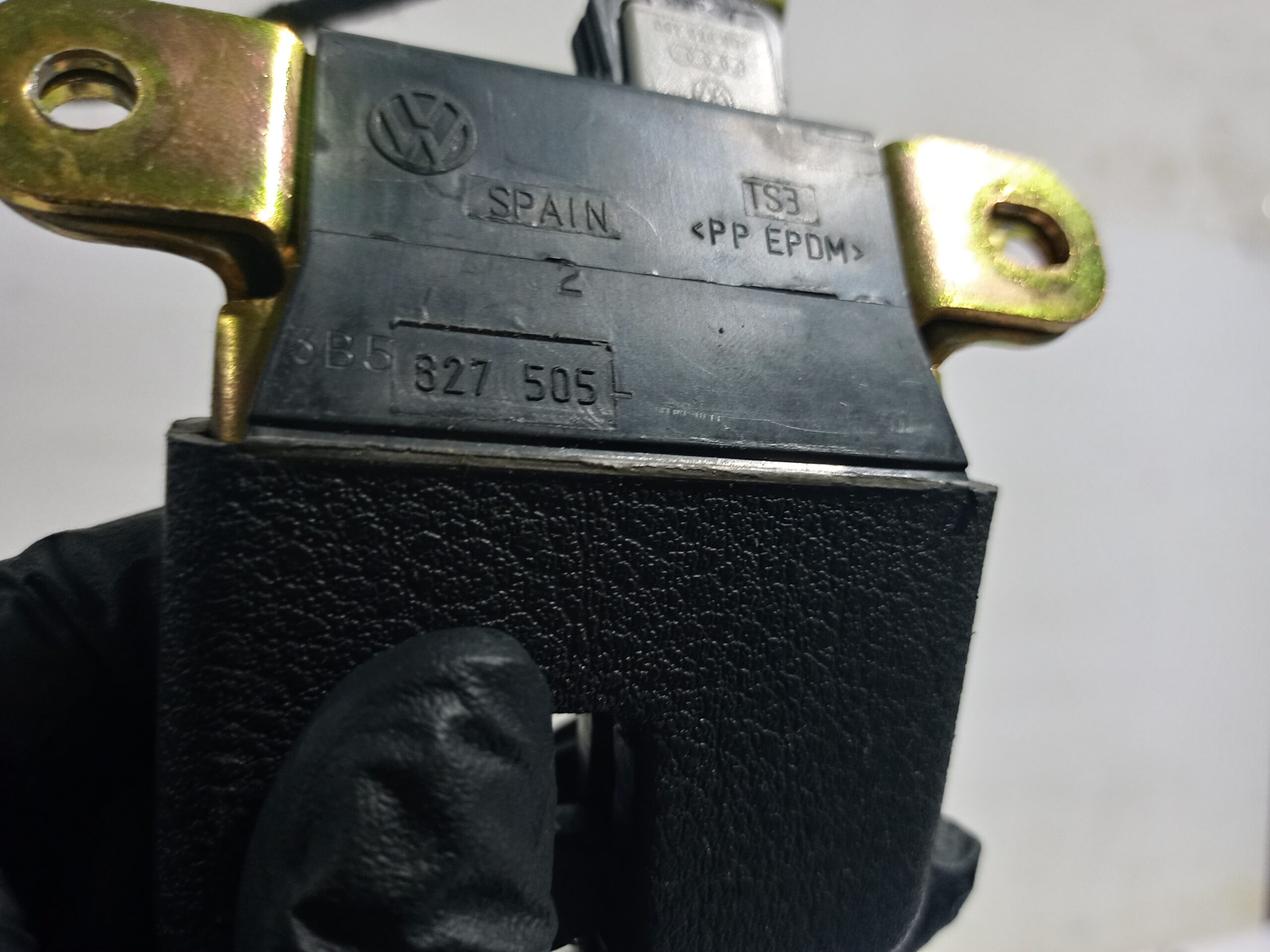 cerradura_maletero_porton_3b5827505m_volkswagen_passat_berlina_3b3_advance