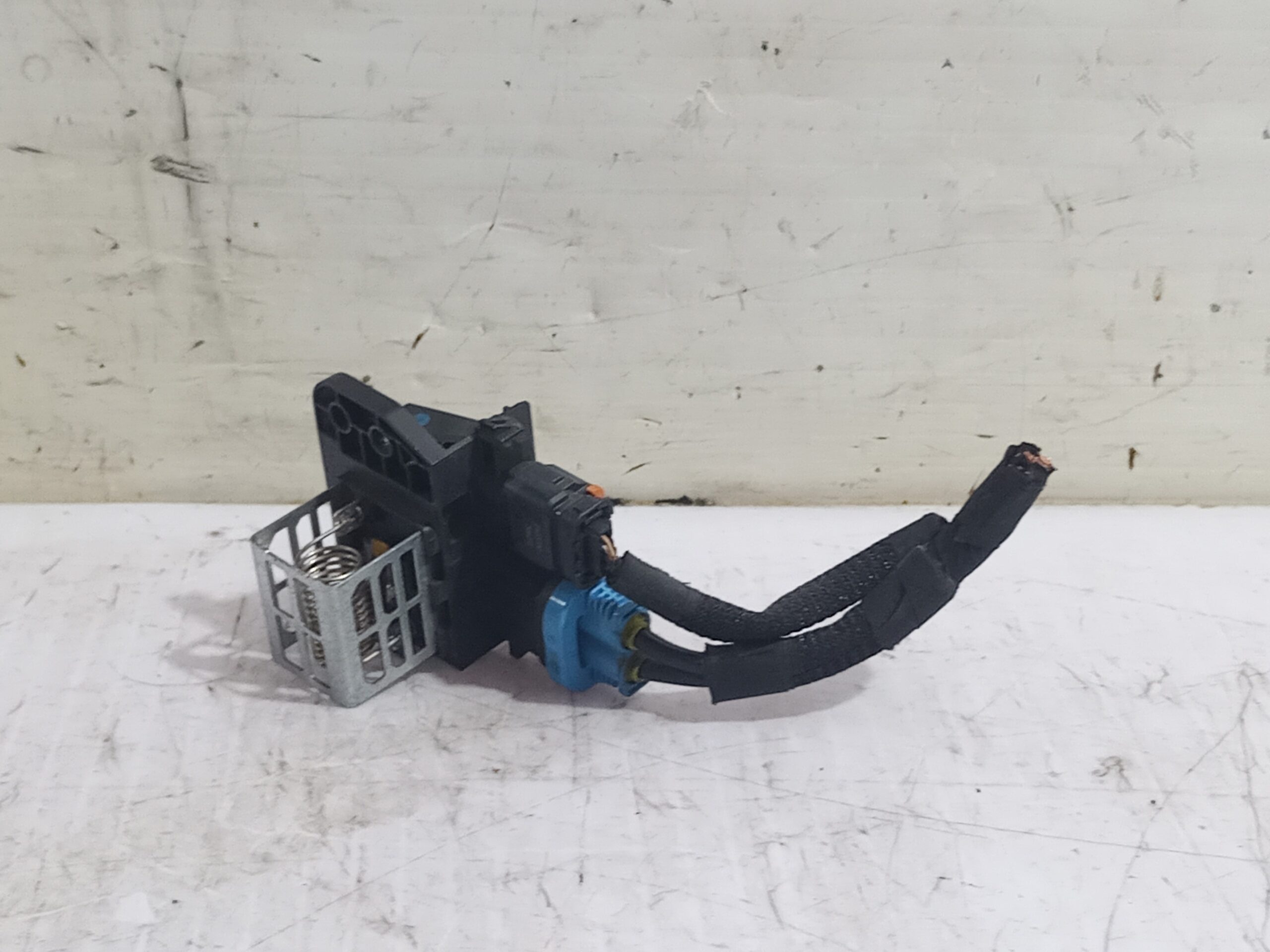 resistencia_calefaccion_9847019780_opel_corsa_f_edition