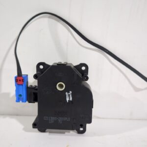 motor_apertura_trampillas_cz113800_toyota_yaris_active