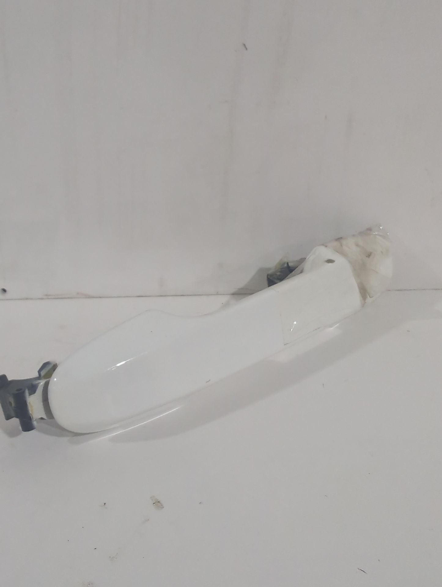 maneta_exterior_trasera_izquierda_692110d904_toyota_yaris_active