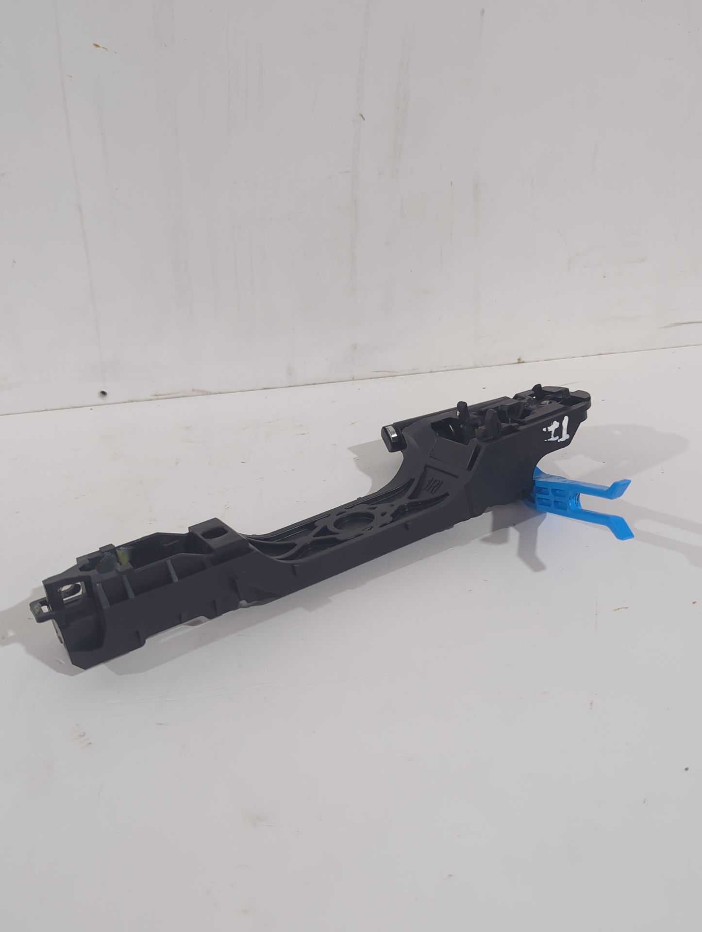 maneta_exterior_trasera_izquierda_692030d090_toyota_yaris_active