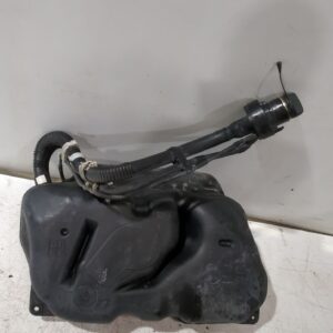 deposito_combustible_771000d221_toyota_yaris_active