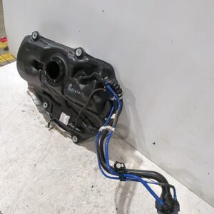 deposito_combustible_7700102a00_toyota_corolla_station_wagon_e21_1_8_hybrid_zwe211