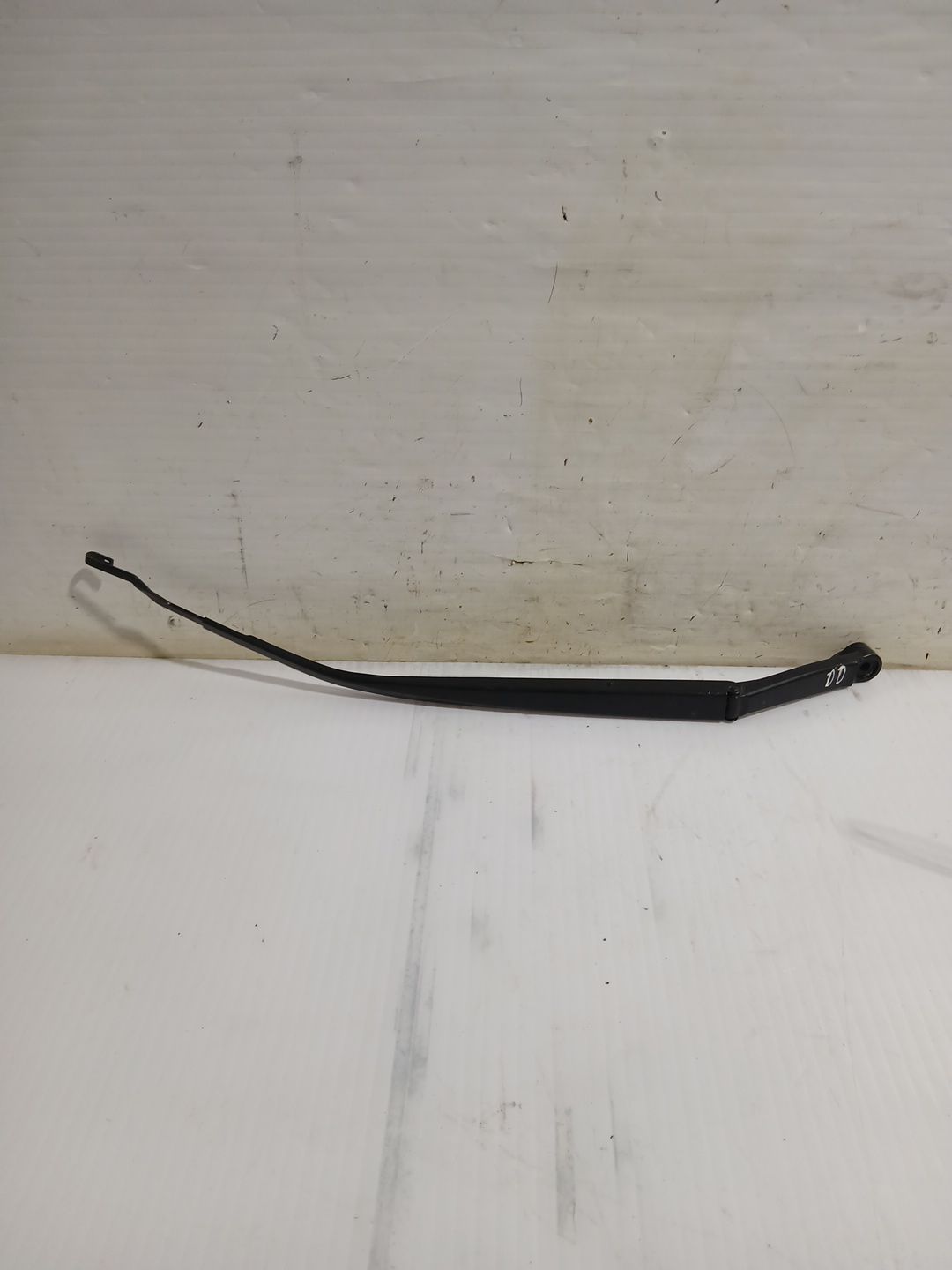 brazo_limpia_delantero_derecho_8521102430_toyota_corolla_station_wagon_e21_1_8_hybrid_zwe211