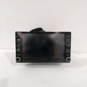 sistema_audio_radio_cd_10r059311_toyota_corolla_station_wagon_e21_1_8_hybrid_zwe211