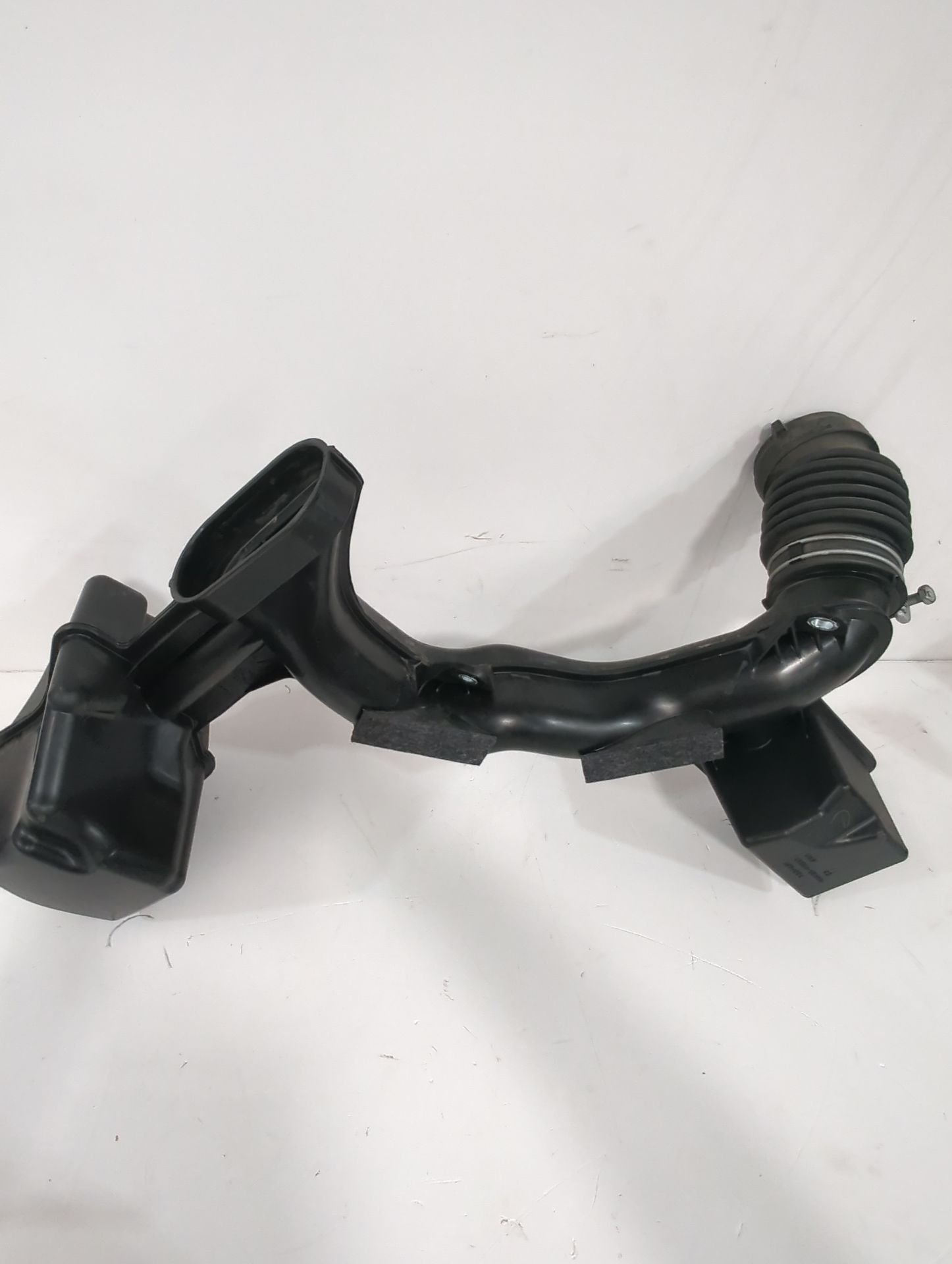 tubo_177510t190_toyota_corolla_station_wagon_e21_1_8_hybrid_zwe211