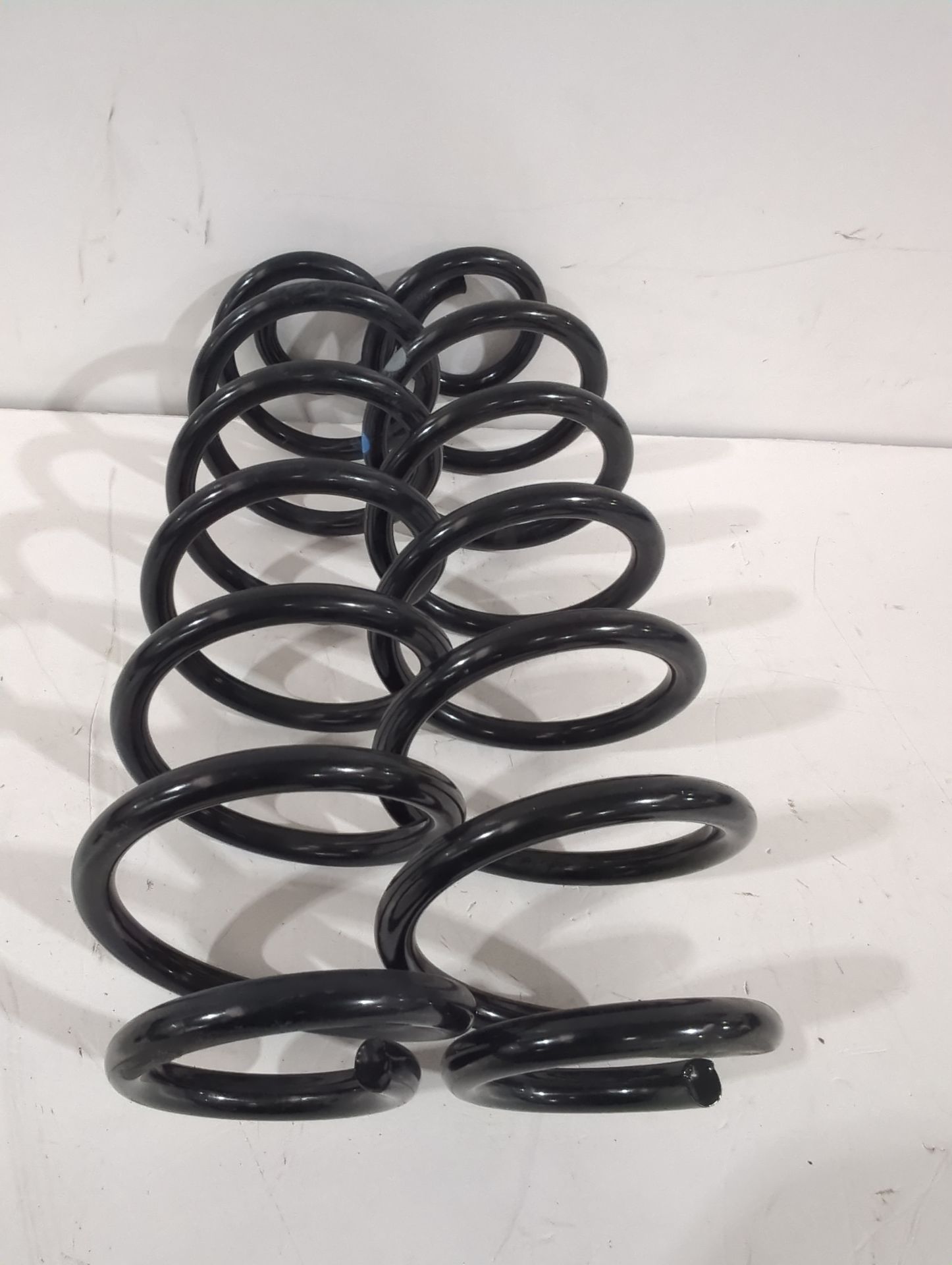 muelle_amortiguacion_4823102m11_toyota_corolla_station_wagon_e21_1_8_hybrid_zwe211