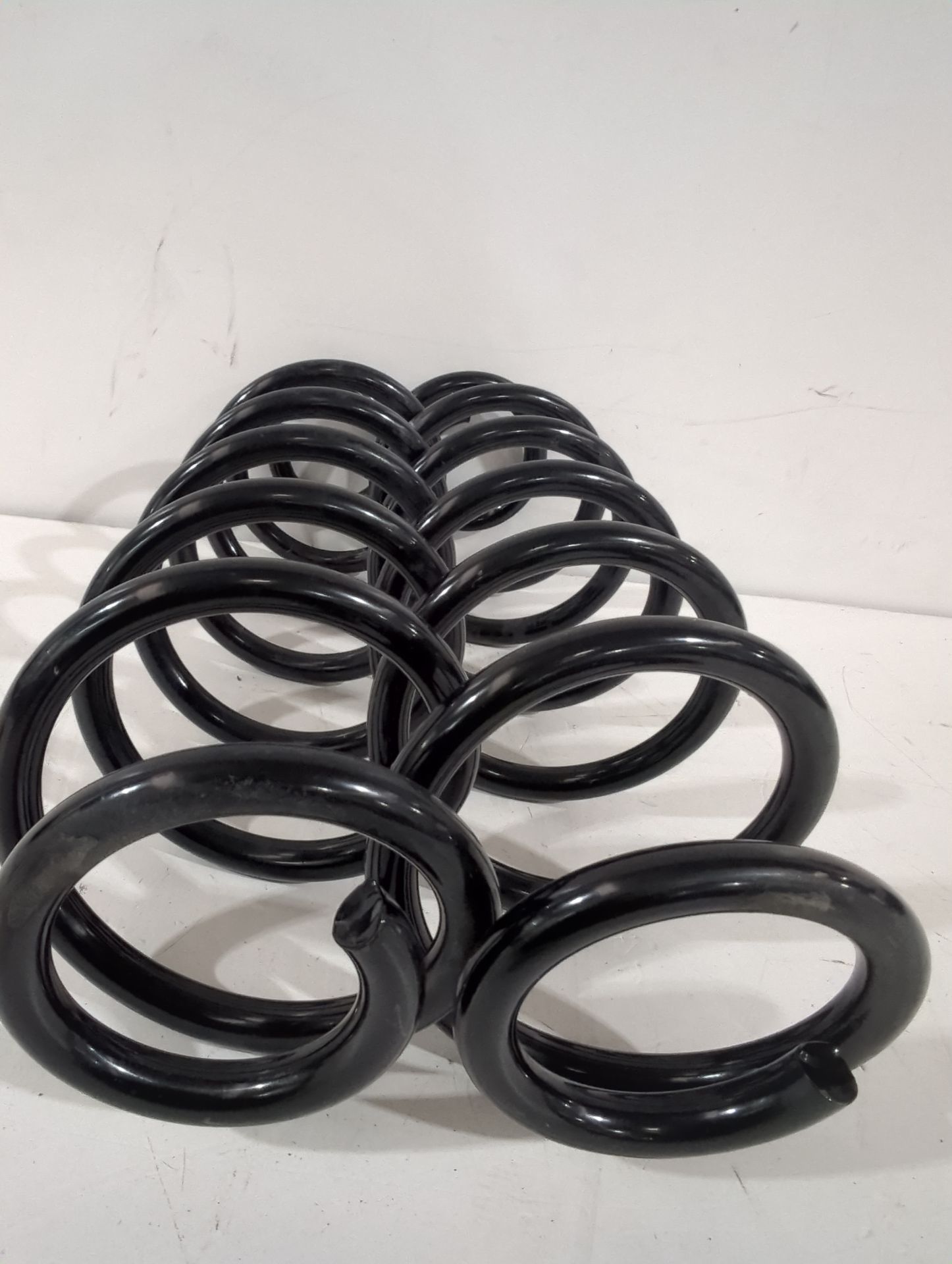 muelle_amortiguacion_4823102m11_toyota_corolla_station_wagon_e21_1_8_hybrid_zwe211