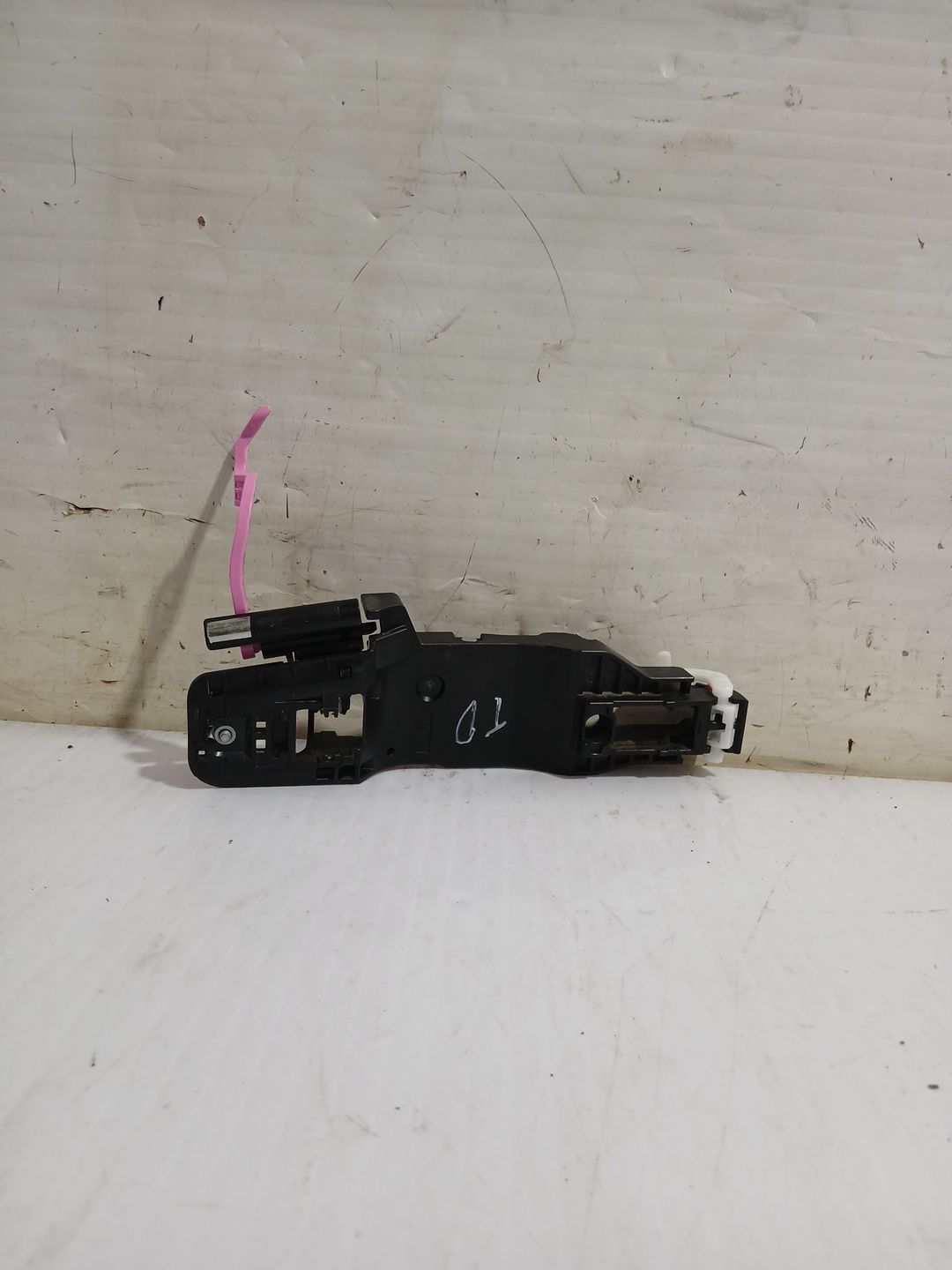 maneta_exterior_trasera_derecha_6920302410_toyota_corolla_station_wagon_e21_1_8_hybrid_zwe211