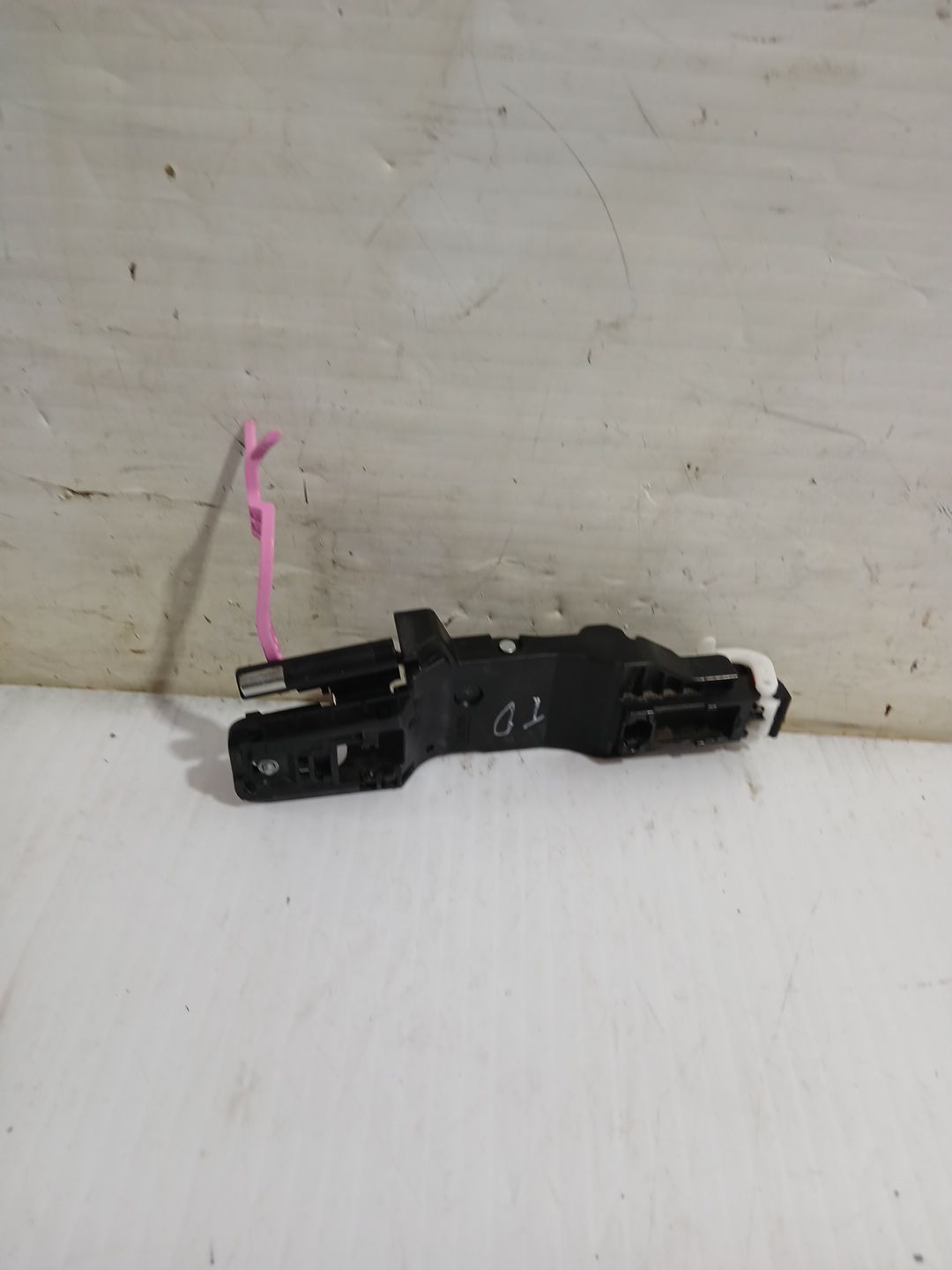 maneta_exterior_trasera_derecha_6920302410_toyota_corolla_station_wagon_e21_1_8_hybrid_zwe211