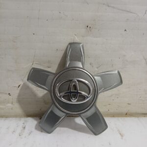 tapacubos_pw4581000_toyota_corolla_station_wagon_e21_1_8_hybrid_zwe211