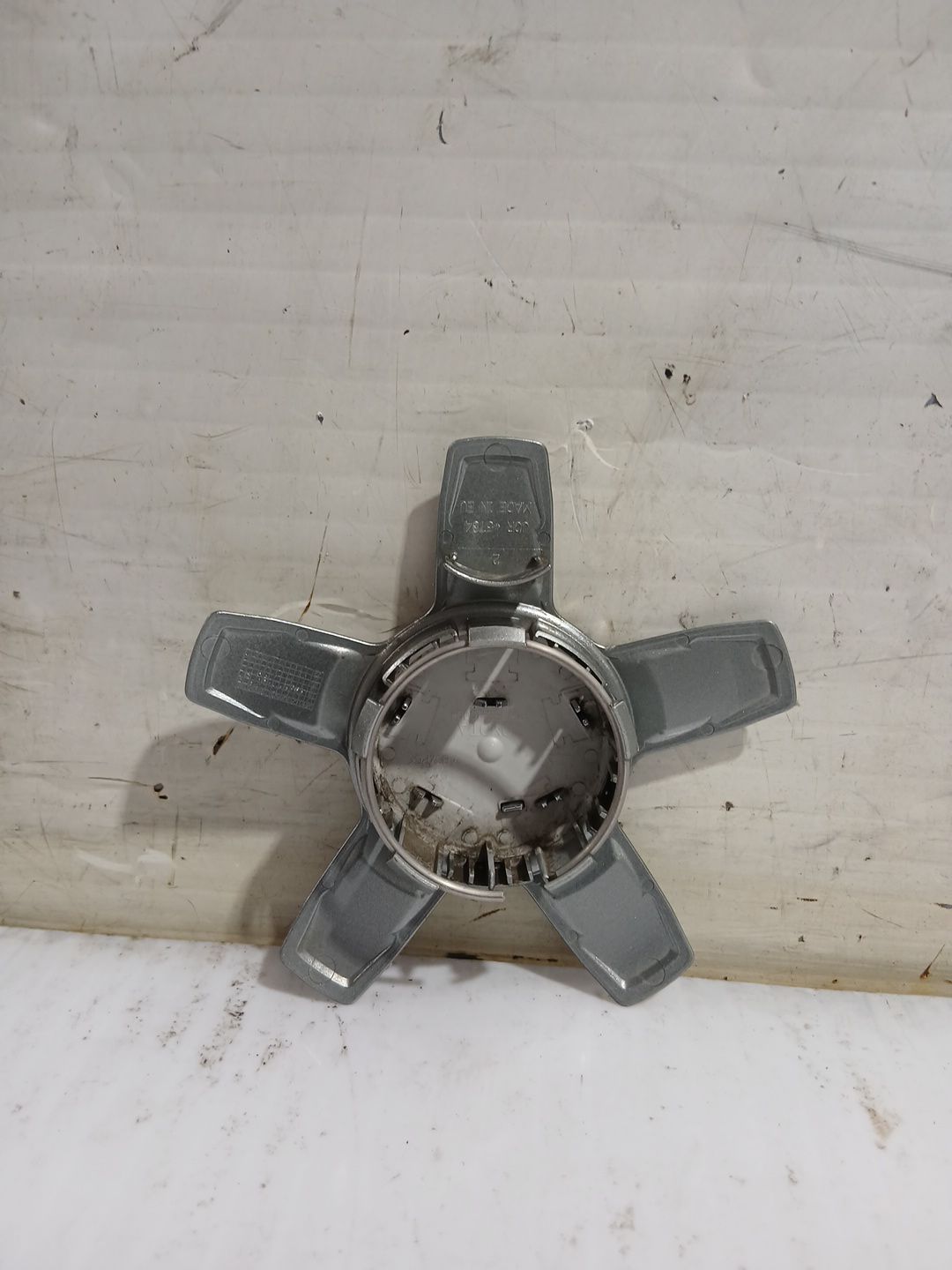 tapacubos_pw4581000_toyota_corolla_station_wagon_e21_1_8_hybrid_zwe211