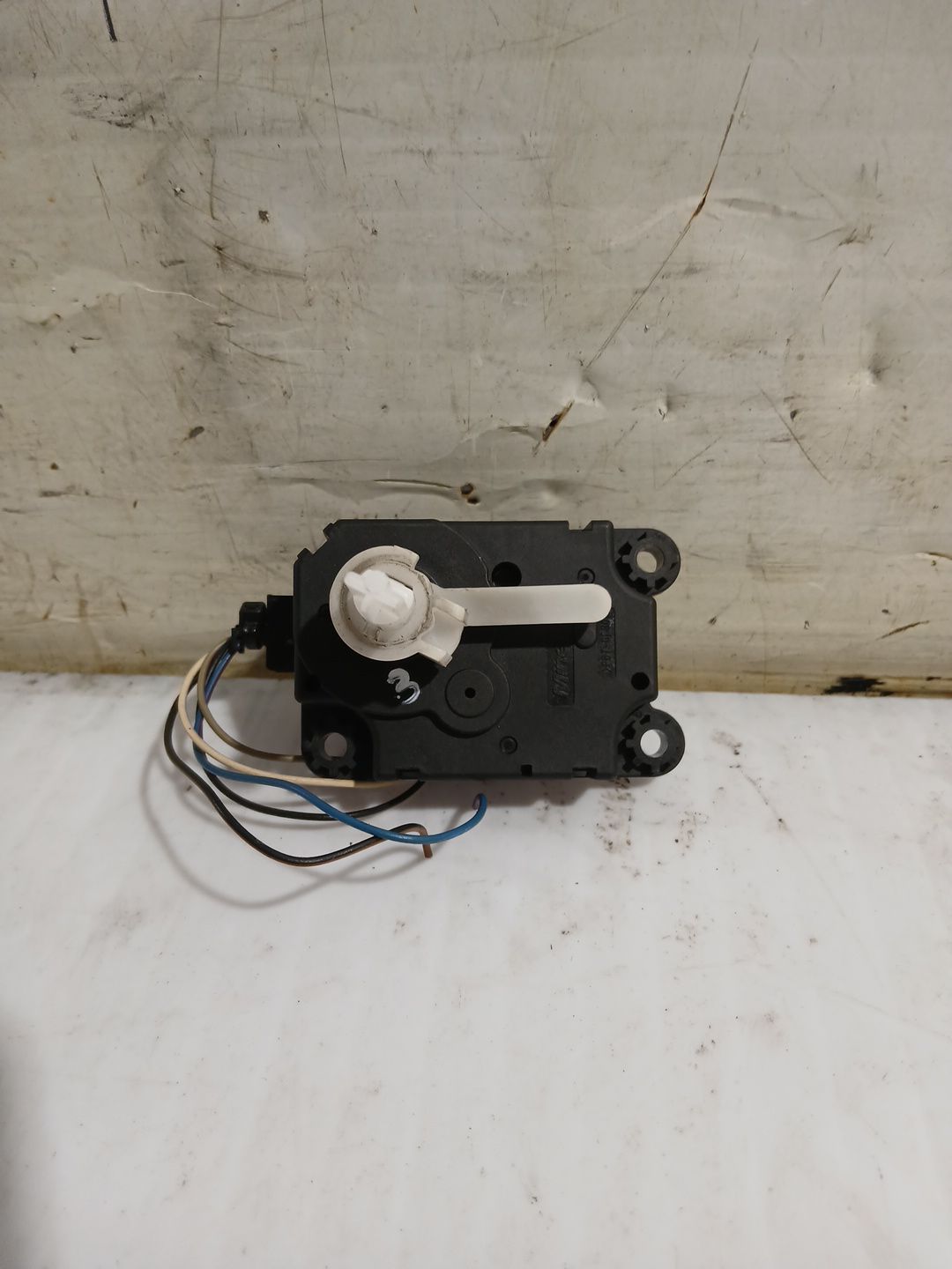 motor_apertura_trampilla_a21201700_nissan_micra_v_k14_1_5_dci