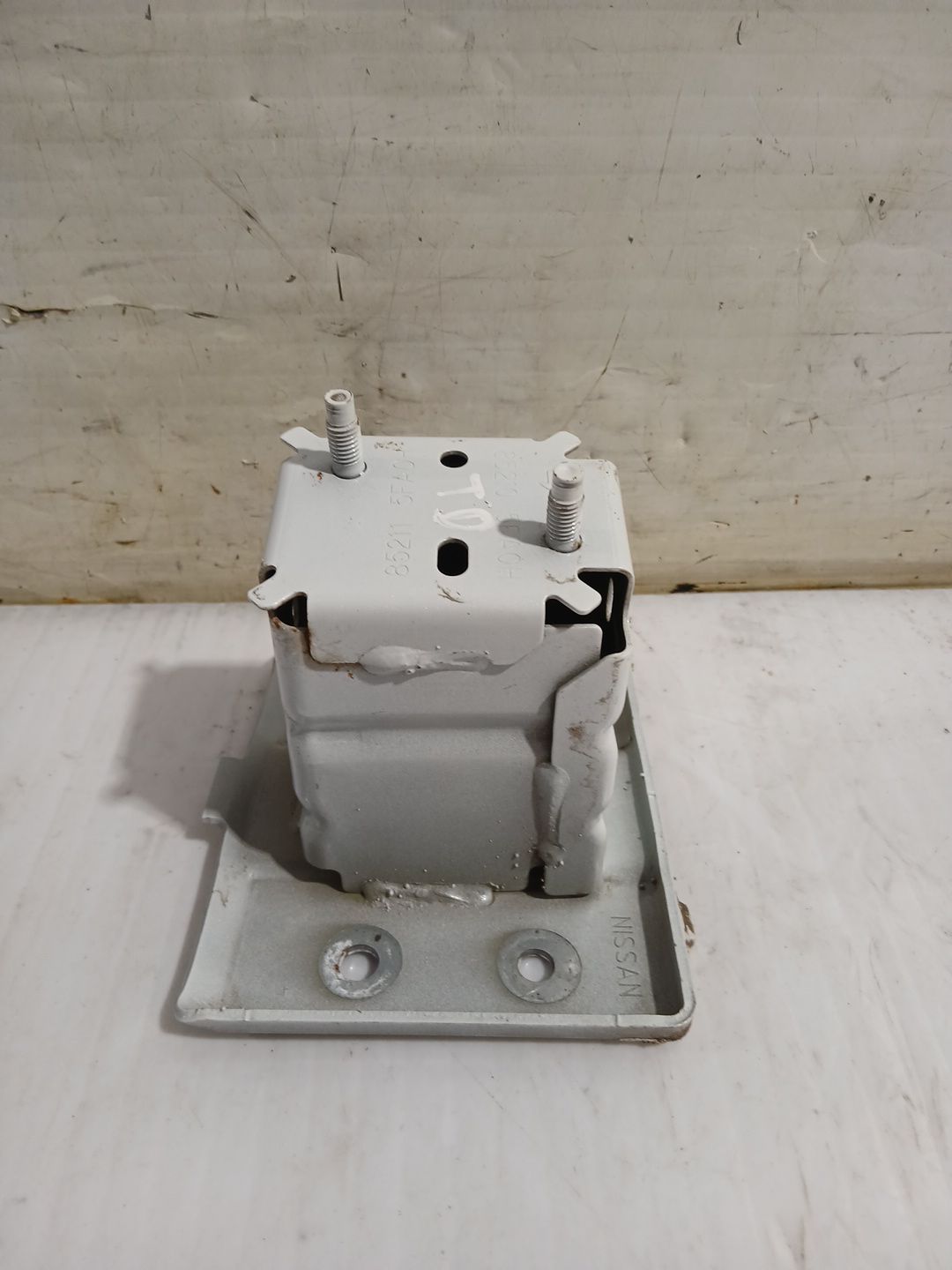 puntera_paragolpes_trasera_derecha_852105fa0a_nissan_micra_v_k14_1_5_dci