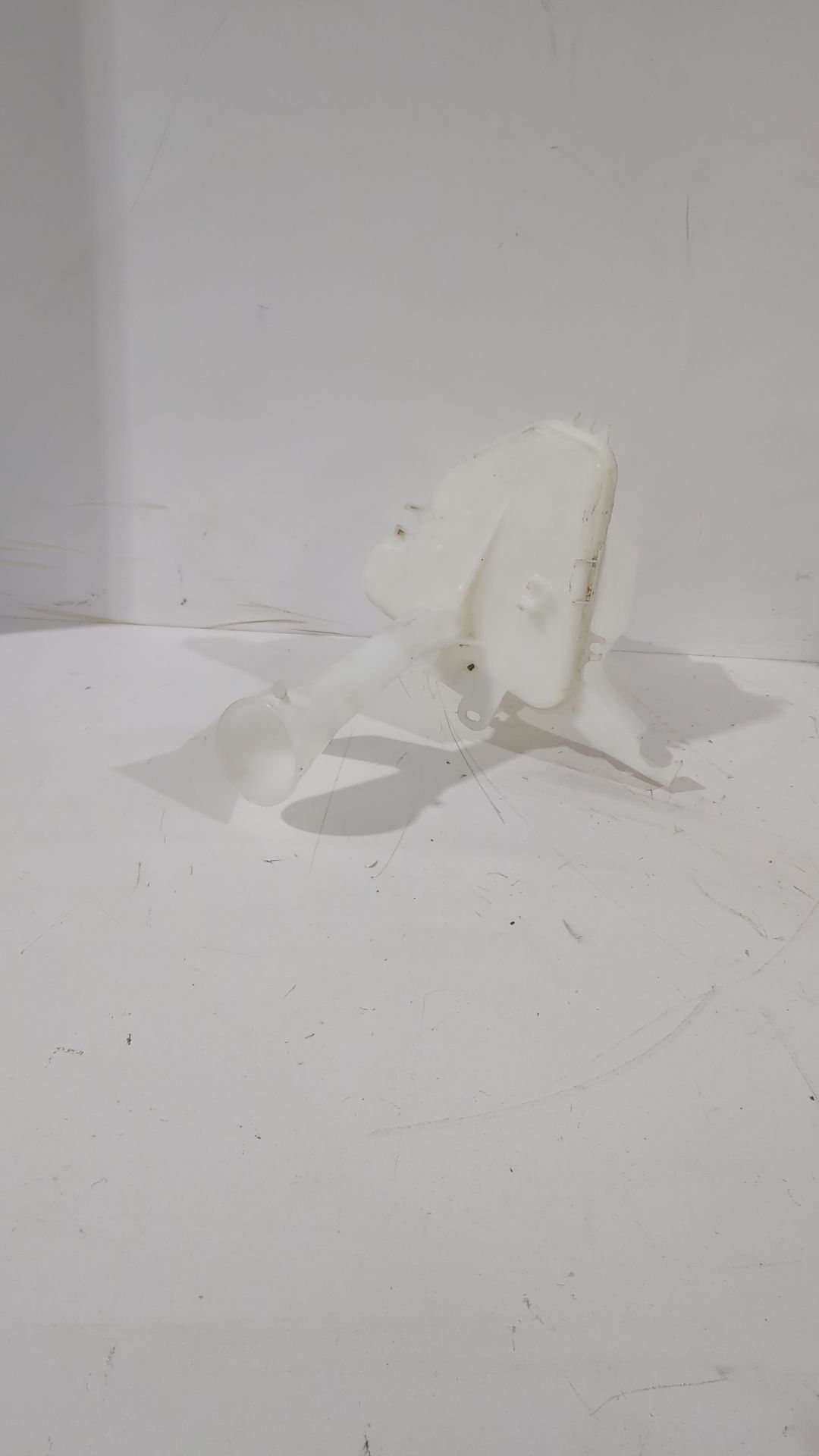 deposito_limpia_289105fa0a_nissan_micra_v_k14_1_5_dci