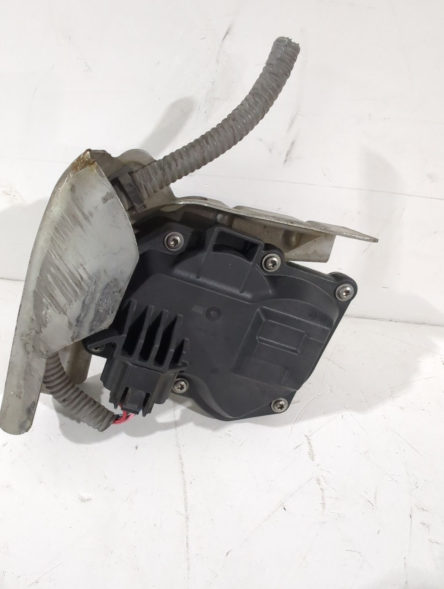 caja_mariposa_147b000q0f_nissan_micra_v_k14_1_5_dci