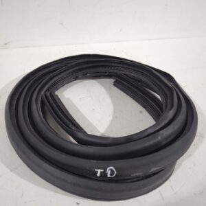 goma_contorno_803315fa0a_nissan_micra_v_k14_1_5_dci