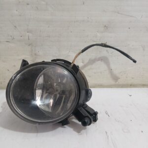 faro_antiniebla_derecho_5p0941704_seat_leon_1p1_1_9_tdi