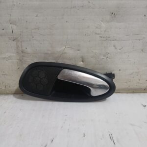 maneta_interior_trasera_izquierda_1p0839205b3fz_seat_leon_1p1_1_9_tdi