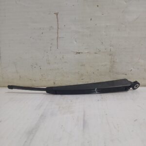 brazo_limpia_trasero_606955707b_seat_leon_1p1_1_9_tdi