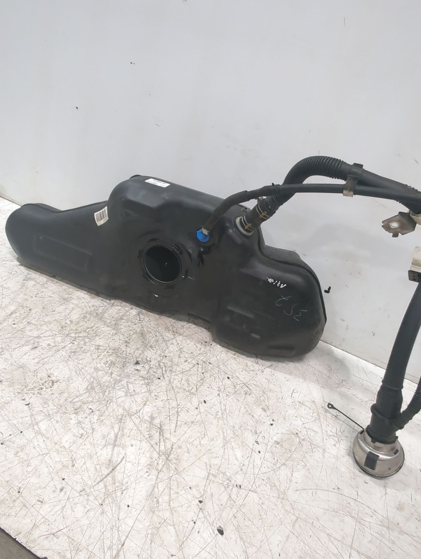 deposito_combustible_172055fa0a_nissan_micra_v_k14_1_5_dci