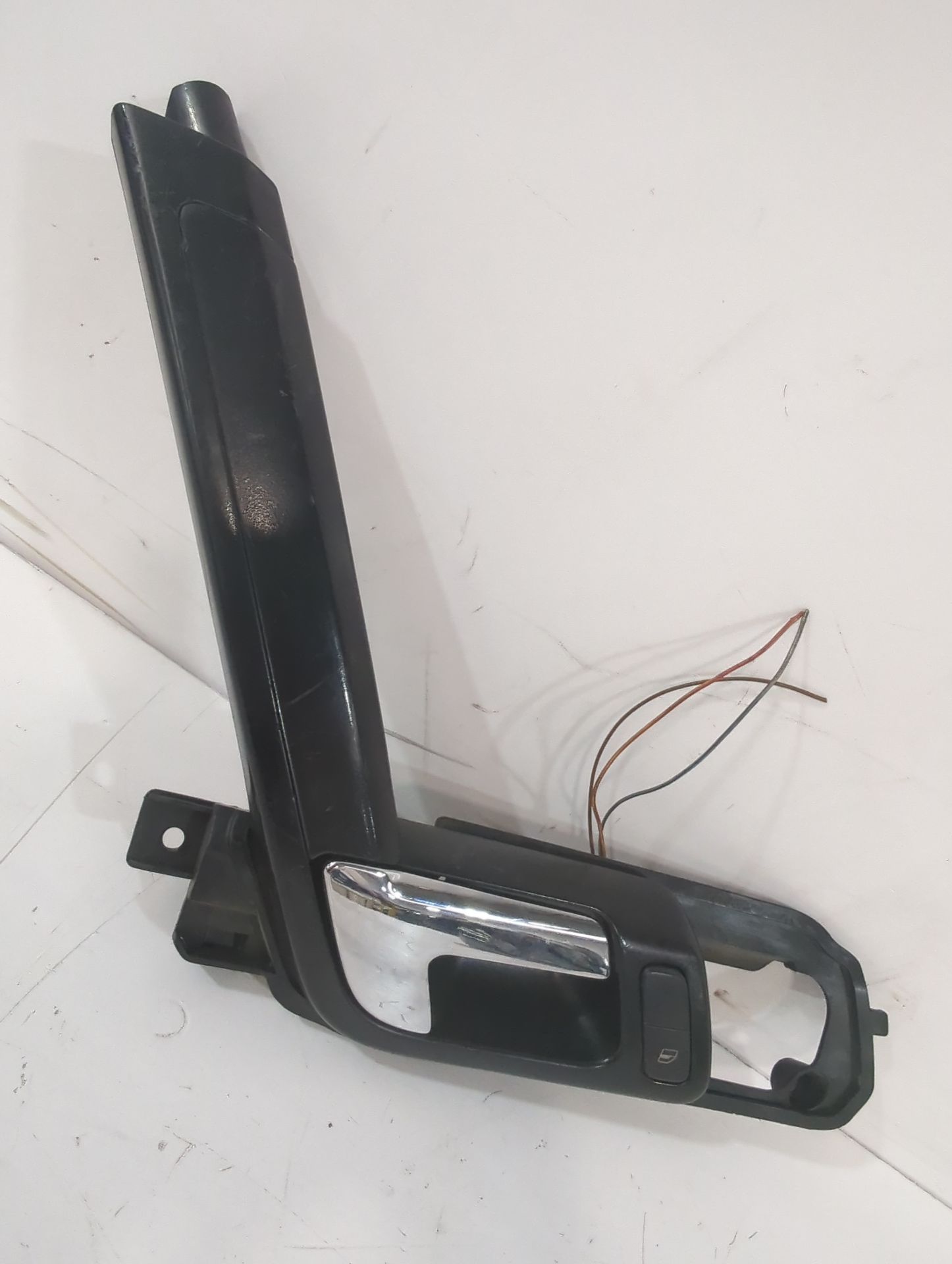 maneta_interior_delantera_derecha_6q0837174d_volkswagen_polo_iv_9n_9a_1_9_sdi