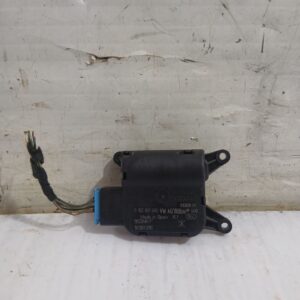 motor_apertura_trampilla_0132801343_seat_leon_1p1_1_9_tdi