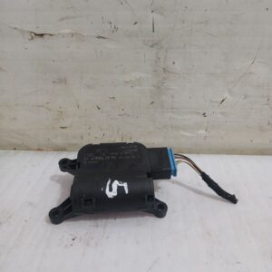 motor_apertura_trampilla_0132801341_seat_leon_1p1_1_9_tdi