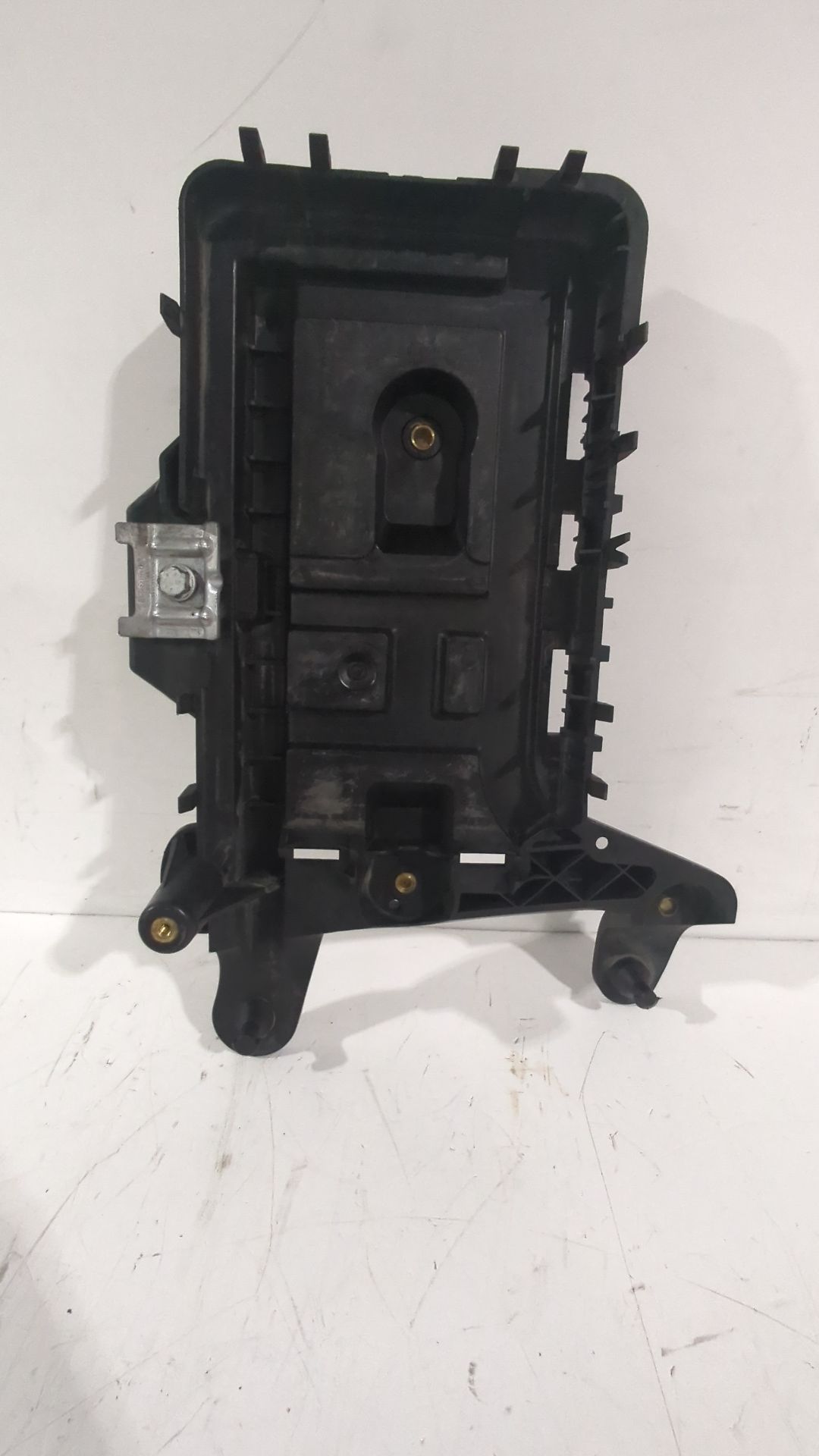 soporte_bateria_1k0915333_seat_leon_1p1_1_9_tdi