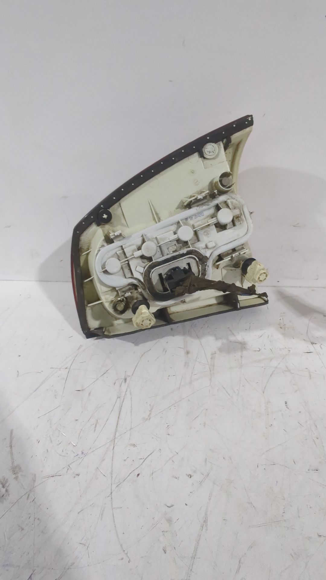 piloto_trasero_izquierdo_1222077_opel_astra_g_sedan_t98_2_0_dti_16v_f69