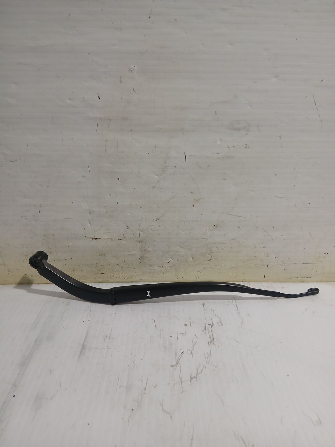 brazo_limpia_delantero_izquierdo_8522142221_toyota_rav_4_v_a5_h5_2_0_mxaa52