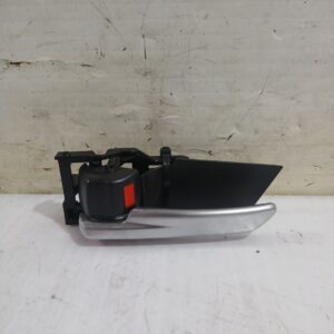 maneta_interior_delantera_izquierda_6920633150c0_toyota_rav_4_v_a5_h5_2_0_mxaa52