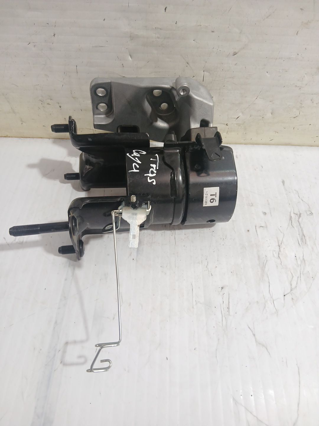 soporte_motor_trasero_1230325020_toyota_rav_4_v_a5_h5_2_0_mxaa52