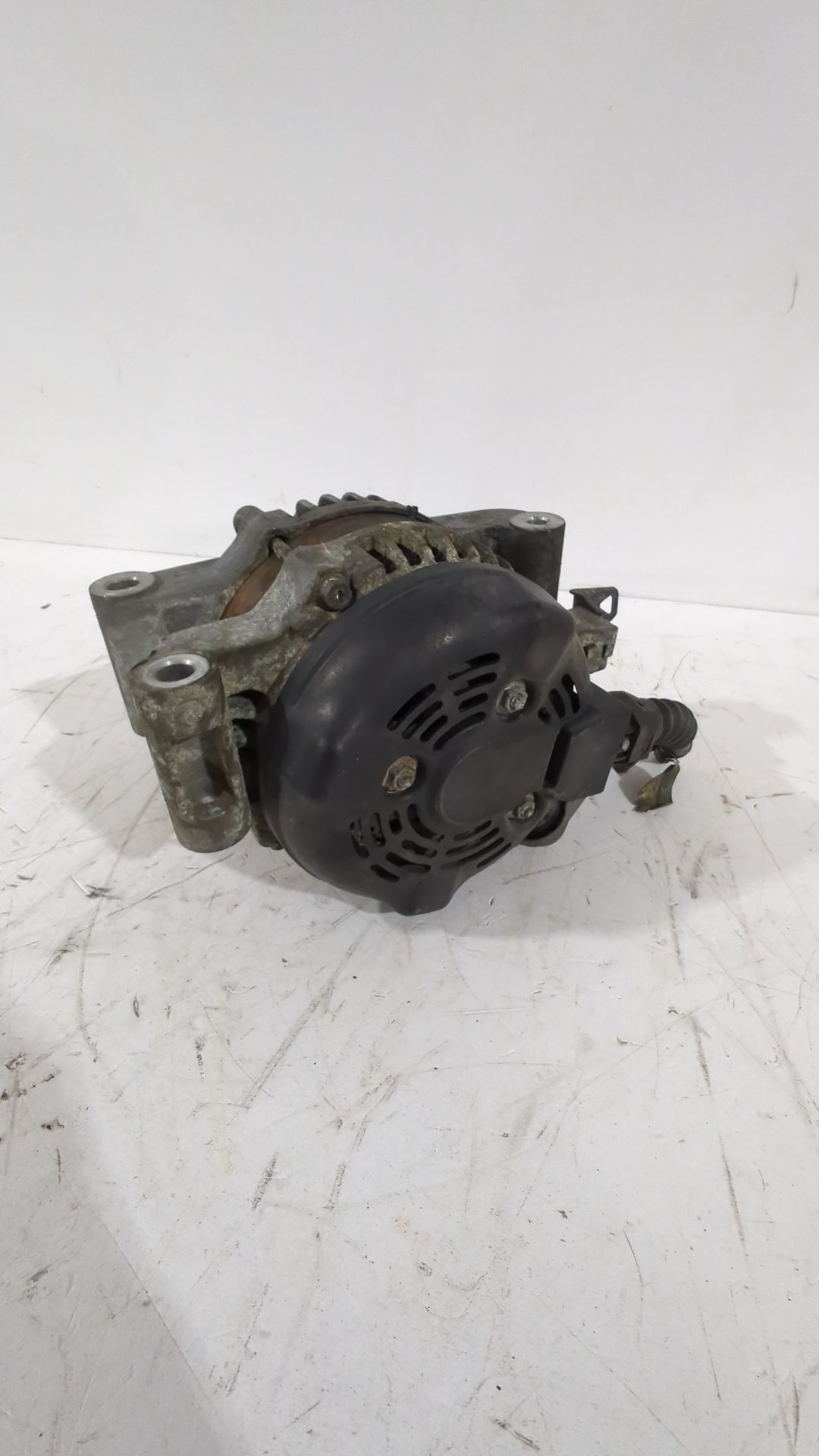 alternador_270600g011_toyota_corolla_verso_zer_zze12_r1_2_2_d_4d_aur10