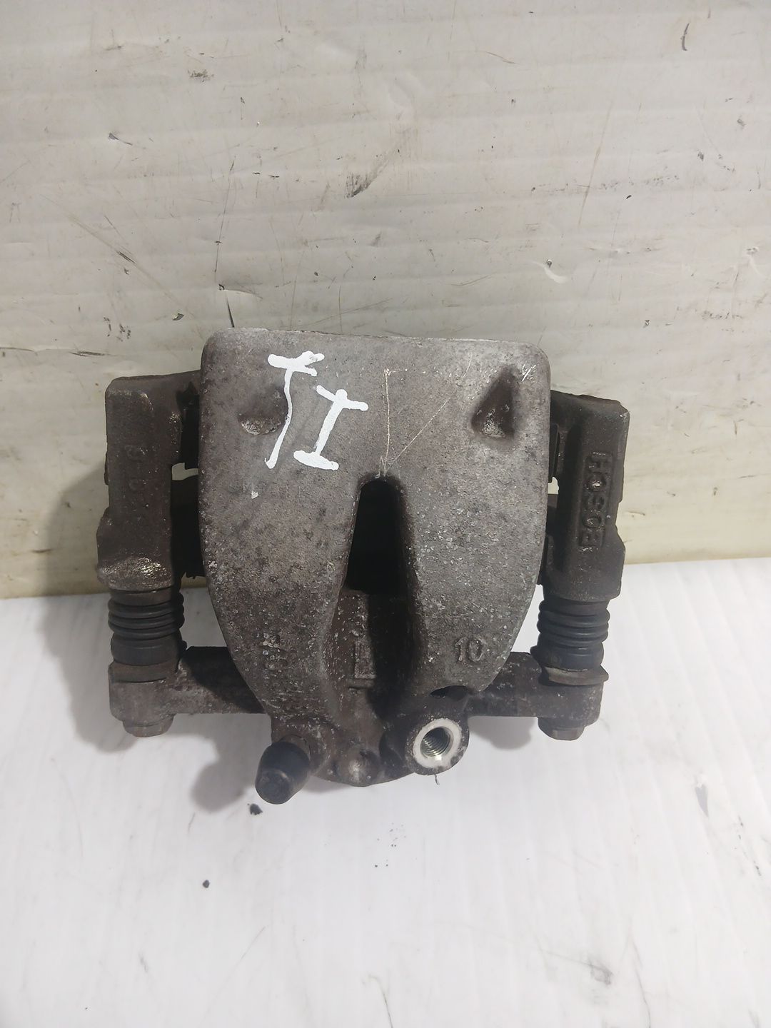 pinza_de_freno_trasera_izquierda_4772205040_toyota_corolla_verso_zer_zze12_r1_2_2_d_4d_aur10