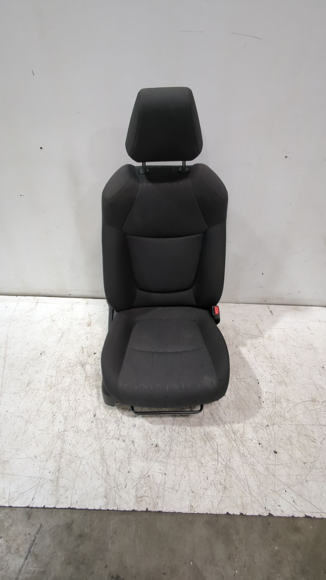 asiento_delantero_derecho_7101442330_toyota_rav_4_v_a5_h5_2_0_mxaa52